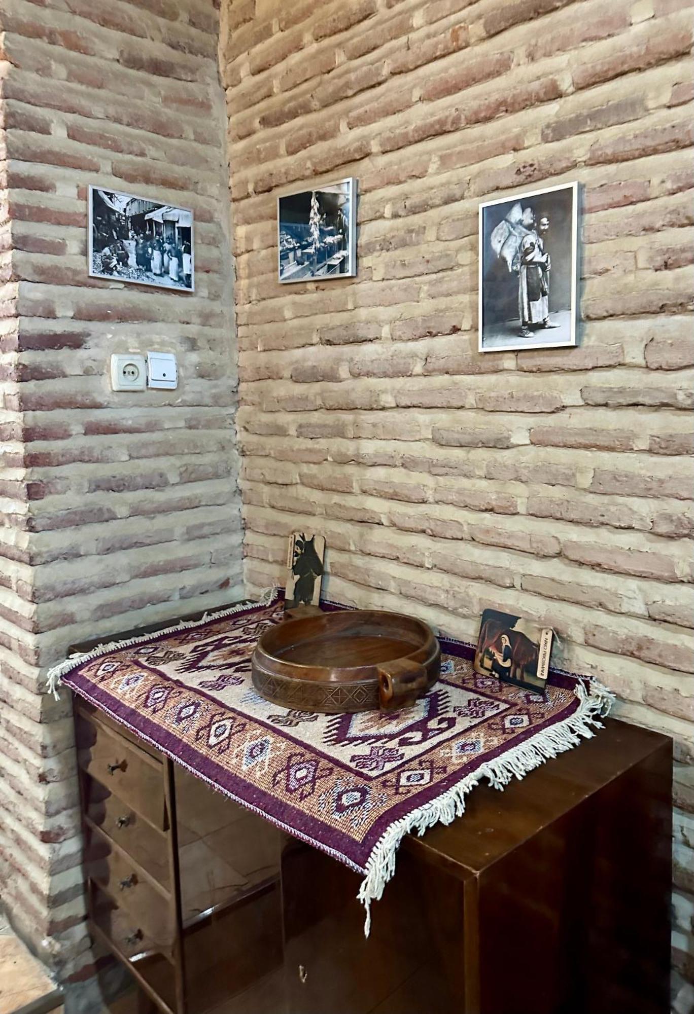 Hotel Golden Lion Sighnaghi Esterno foto